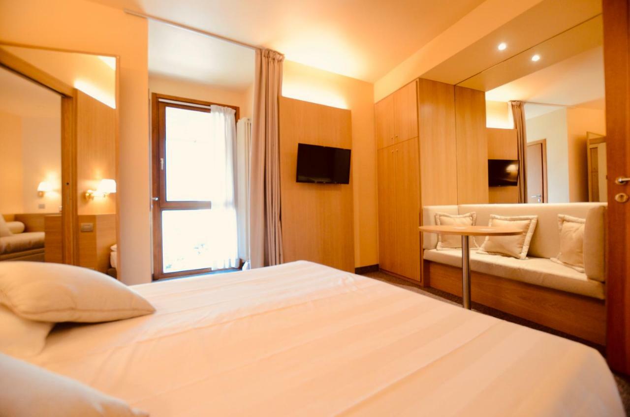 Albergo Sorriso Boario Terme 외부 사진